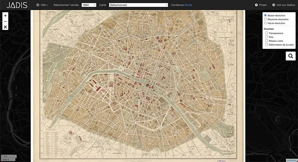 A vintage map of Paris from 1834 is displayed via JADIS interface, showing streets, buildings, and the Seine River, with navigation and layer options visible on the right.
